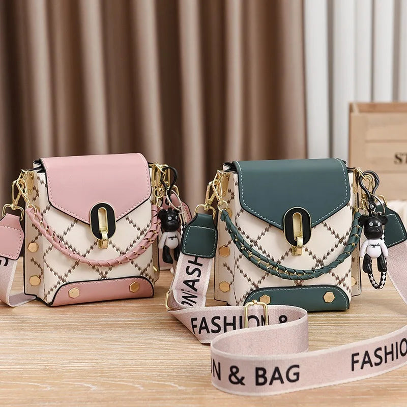 SimpleSling™ Lightweight Crossbody Bag